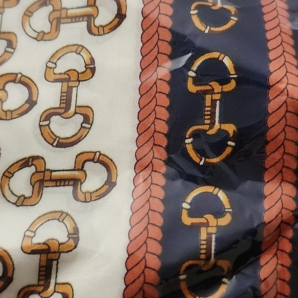 CHAIN PATTERN FASHION  SCARF  NAVY GOLD